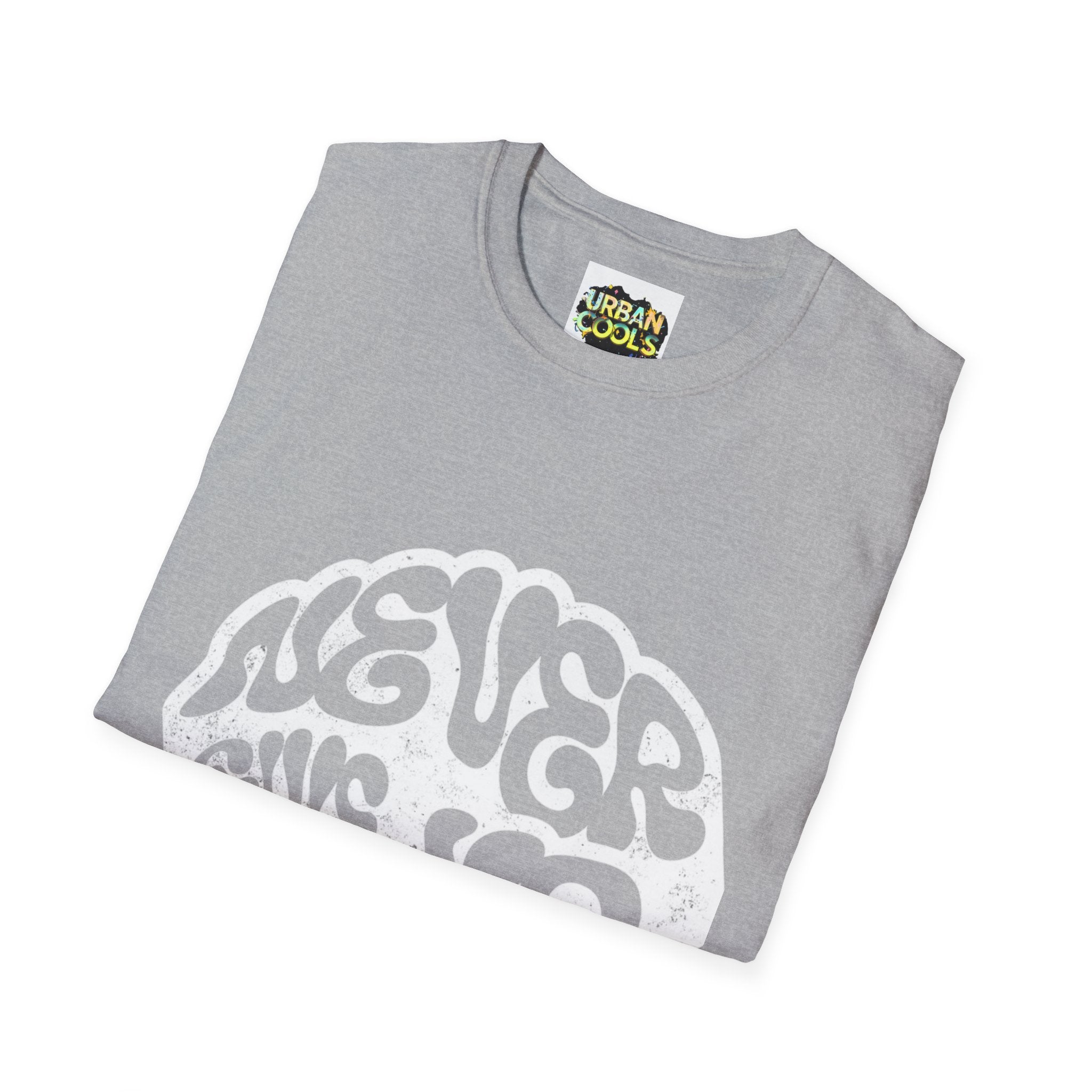 'Never Give Up' Motivational Tee, Gift for Graduates, Athletes, Wellness Enthusiasts